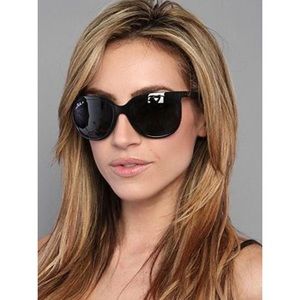 Ray-Ban Cats 1000 Sunglasses